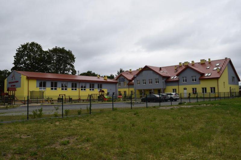 Cen Wydminy Hotel Exterior photo